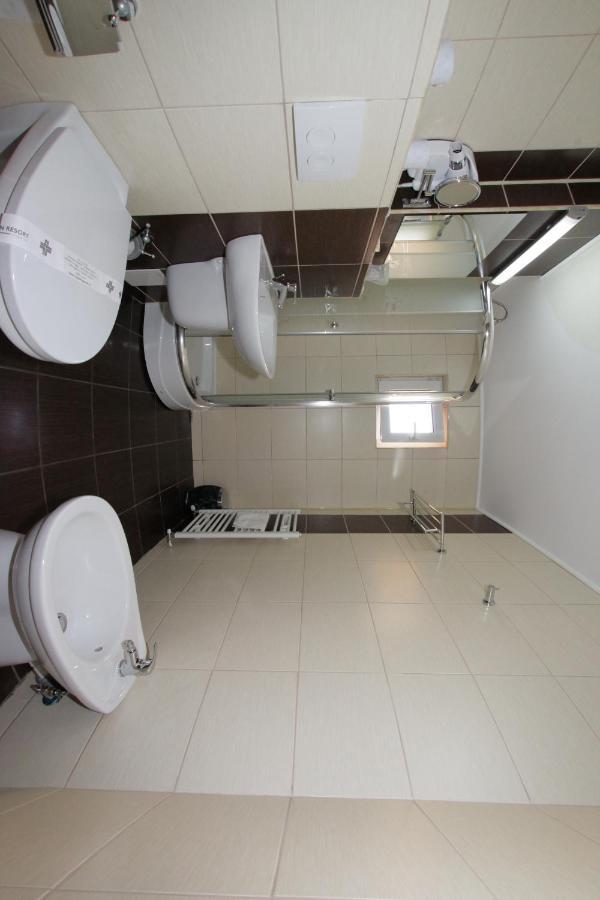 Hotel Liliacul Cluj-Napoca Extérieur photo