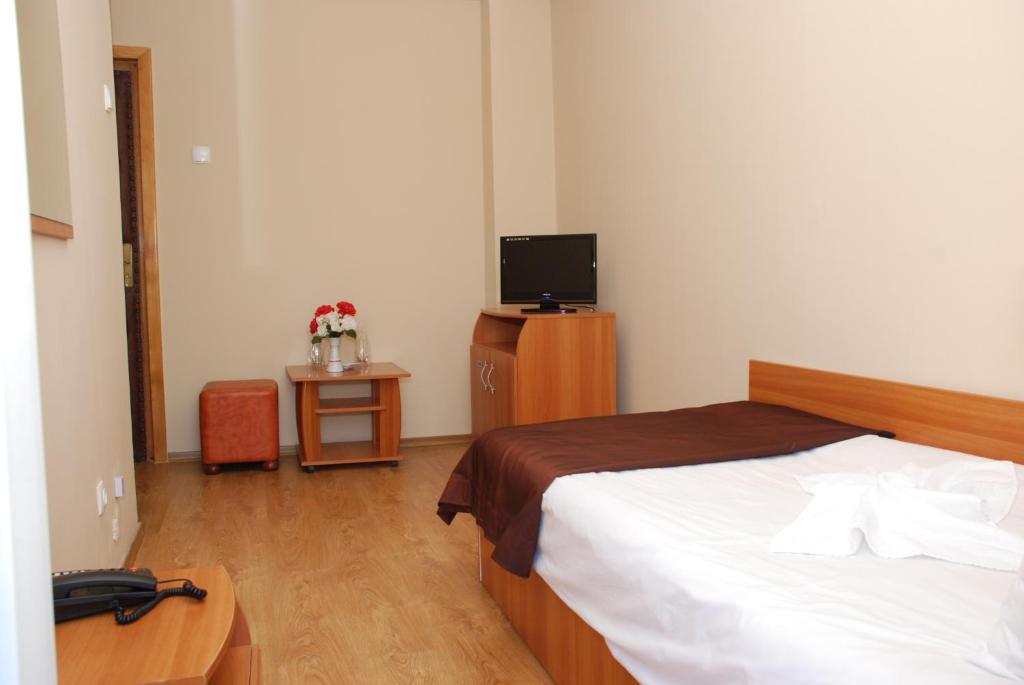 Hotel Liliacul Cluj-Napoca Chambre photo